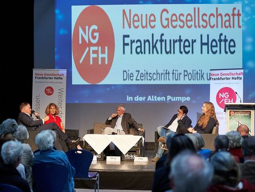 Veranstaltungssaal mit Publikum (2024)